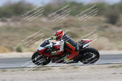 media/May-05-2025-Moto Forza (Mon) [[3c1838c5e5]]/2-B Group/Session 3 (Panning Test Turn 14 Inside)/